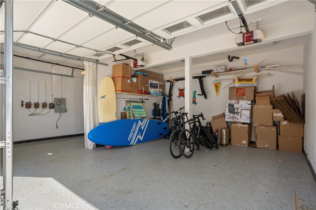 1609 E Balboa Boulevard Property Photo 42