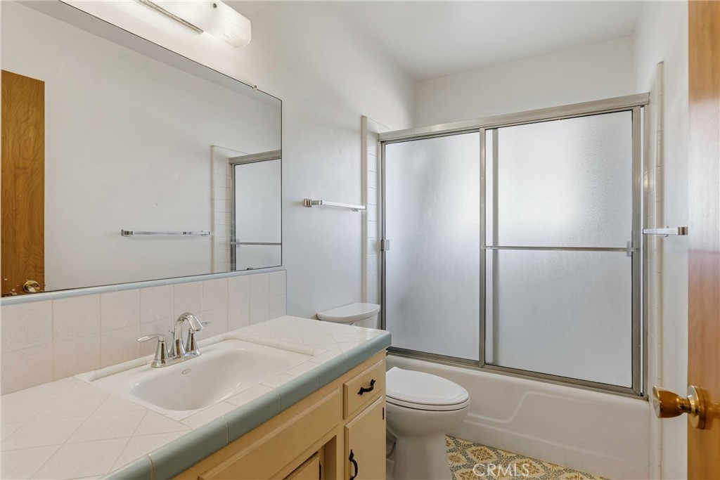 6612 Olive Property Photo 20