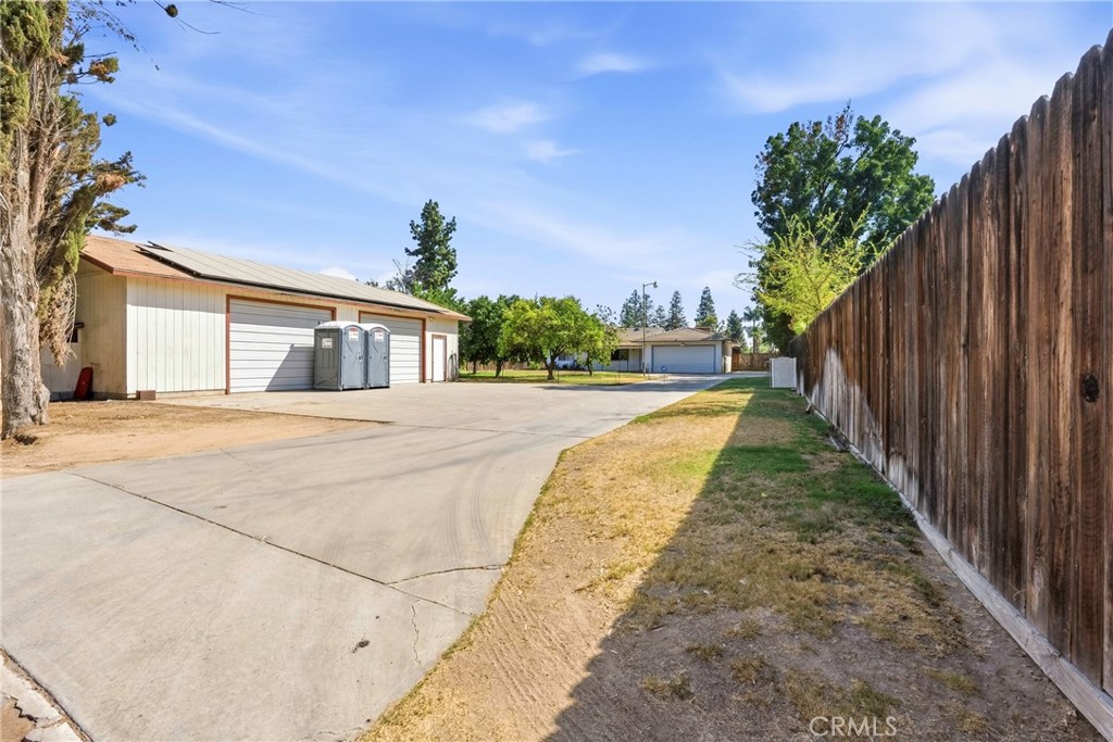 6612 Olive Property Photo 37