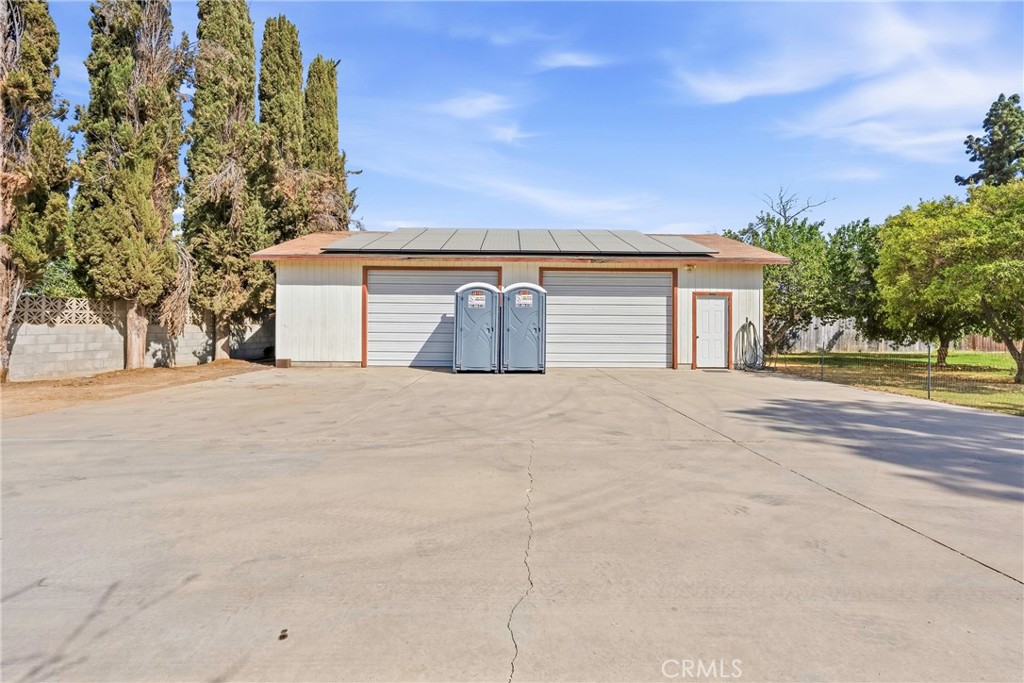 6612 Olive Property Photo 38