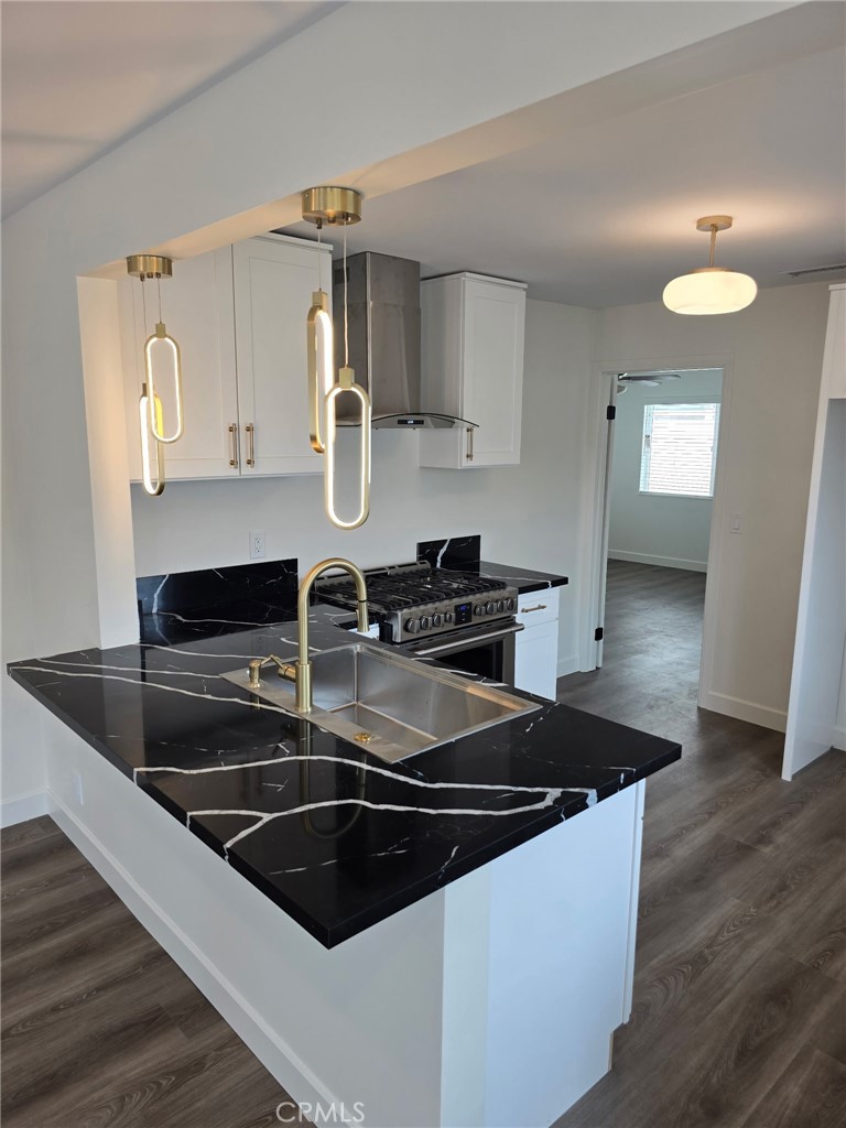 15417 15419 Tuba Street Property Photo 1