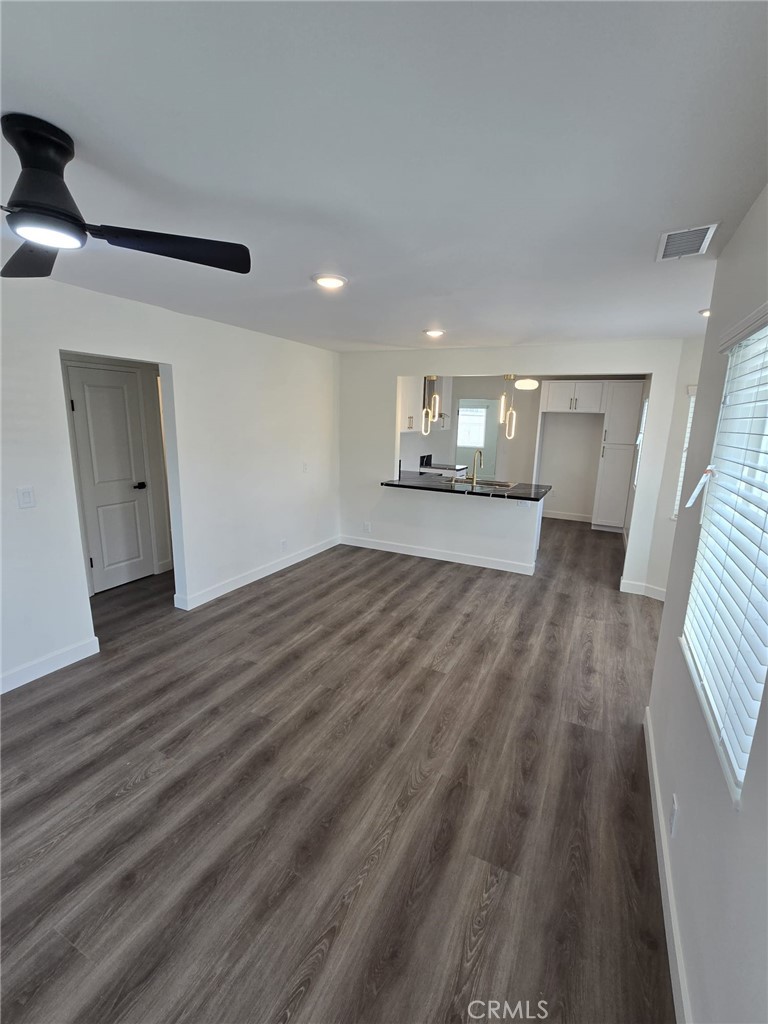 15417 15419 Tuba Street Property Photo 2