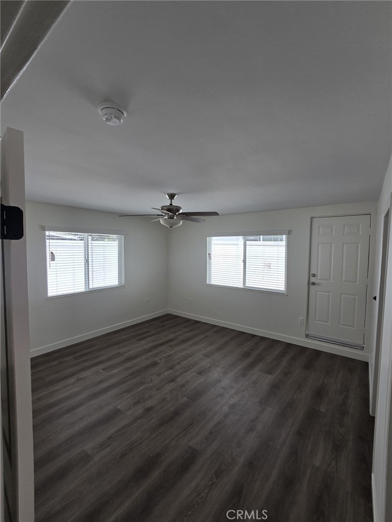 15417 15419 Tuba Street Property Photo 6