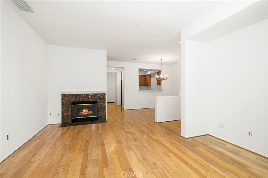 4 Toribeth Street 8 Property Photo 2