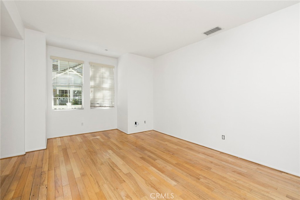 4 Toribeth Street 8 Property Photo 4