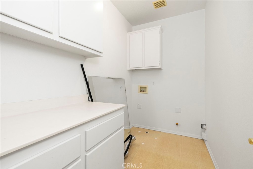 4 Toribeth Street 8 Property Photo 14
