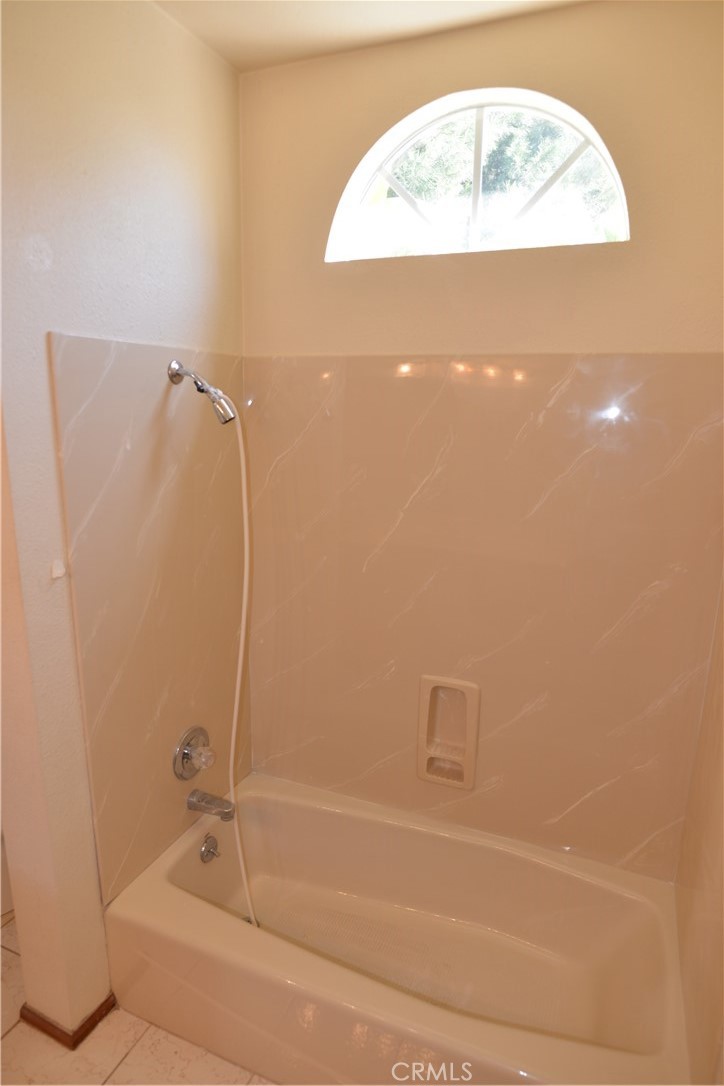 3061 Madison Property Photo 5