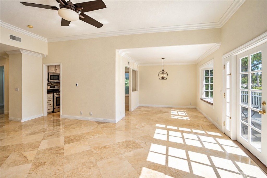 24298 Toledo Property Photo 10