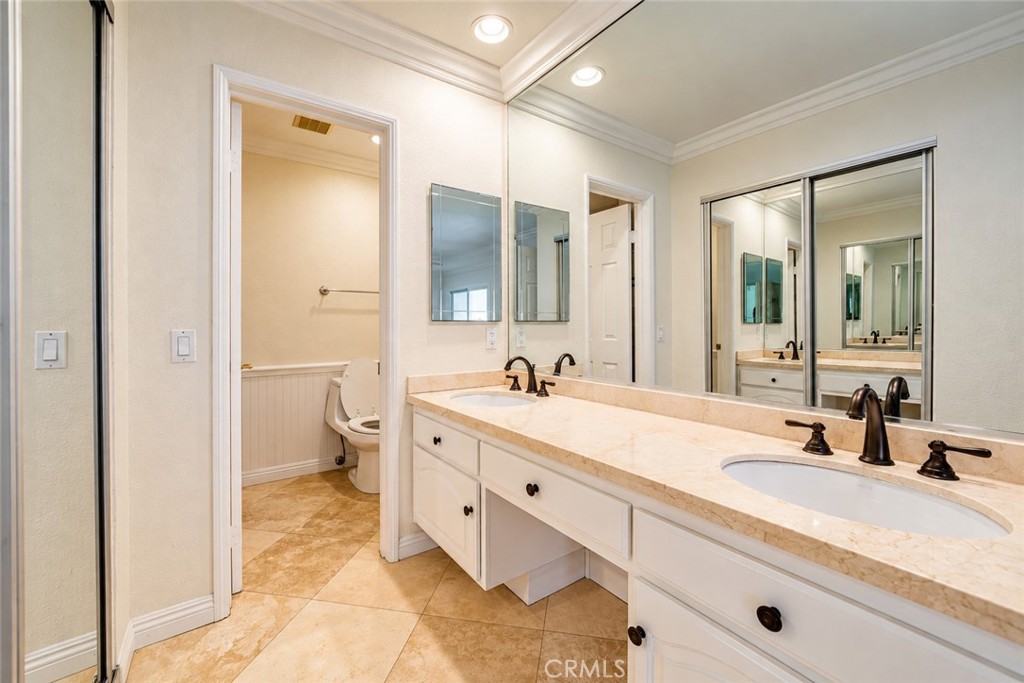24298 Toledo Property Photo 27