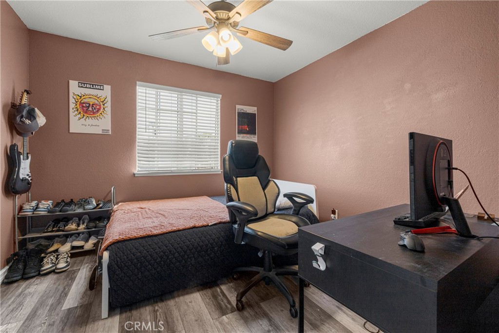 1176 W Buxton Property Photo 21