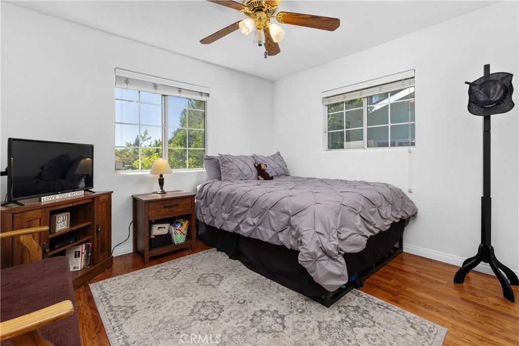 611 E Foothill Blvd Property Photo 28