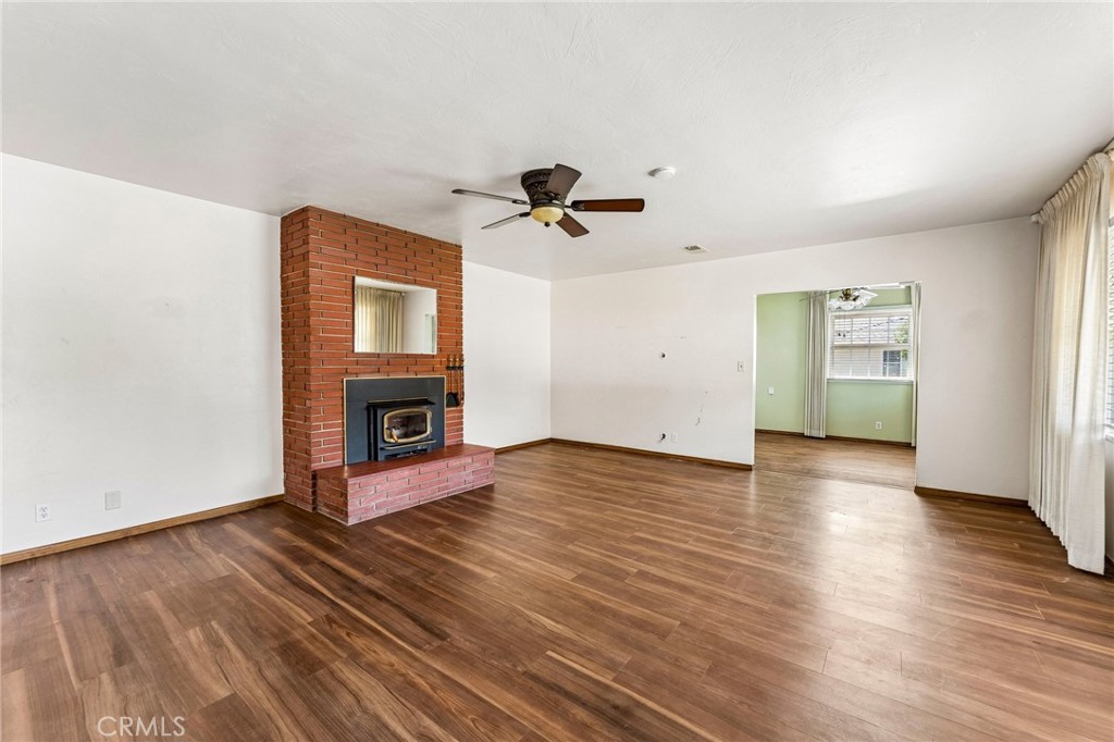 5047 Golden Property Photo 6