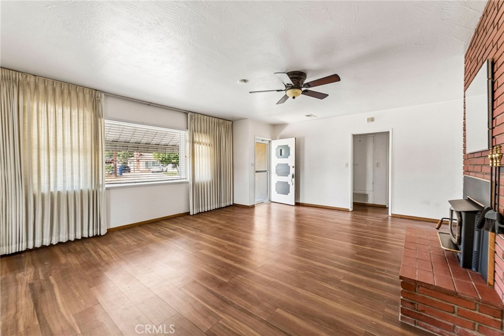 5047 Golden Property Photo 7