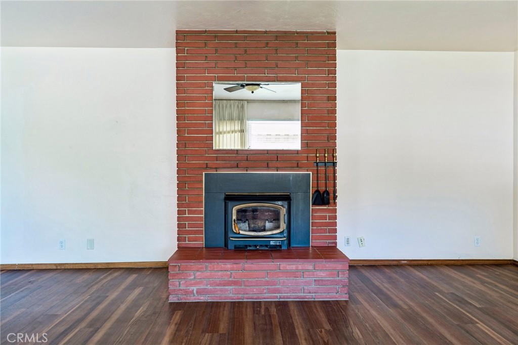 5047 Golden Property Photo 8