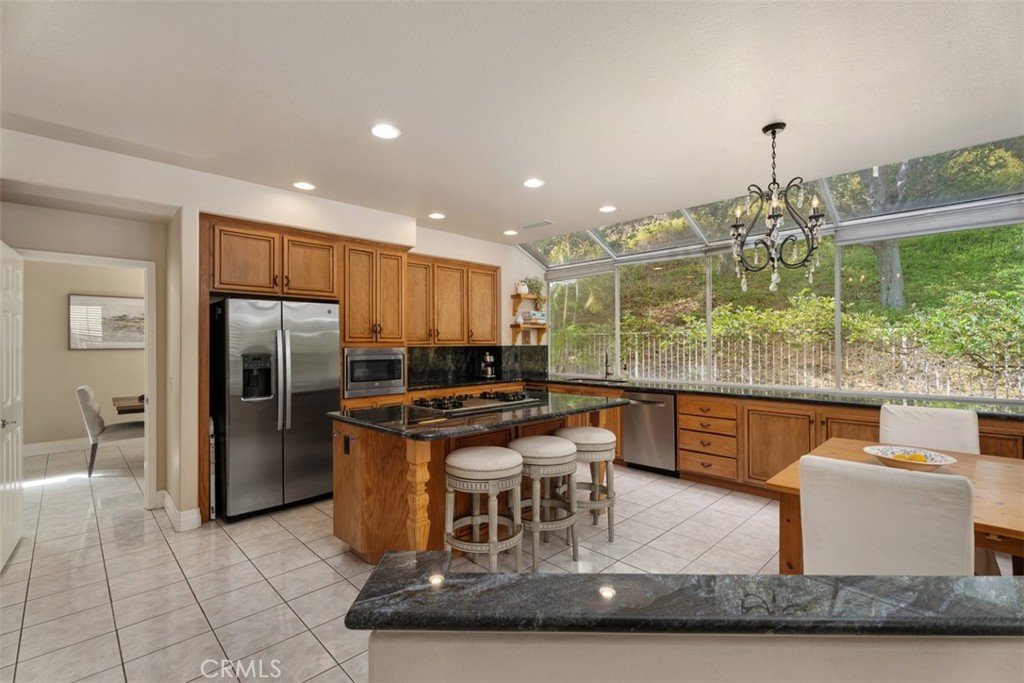 27531 Glenwood Property Photo 15