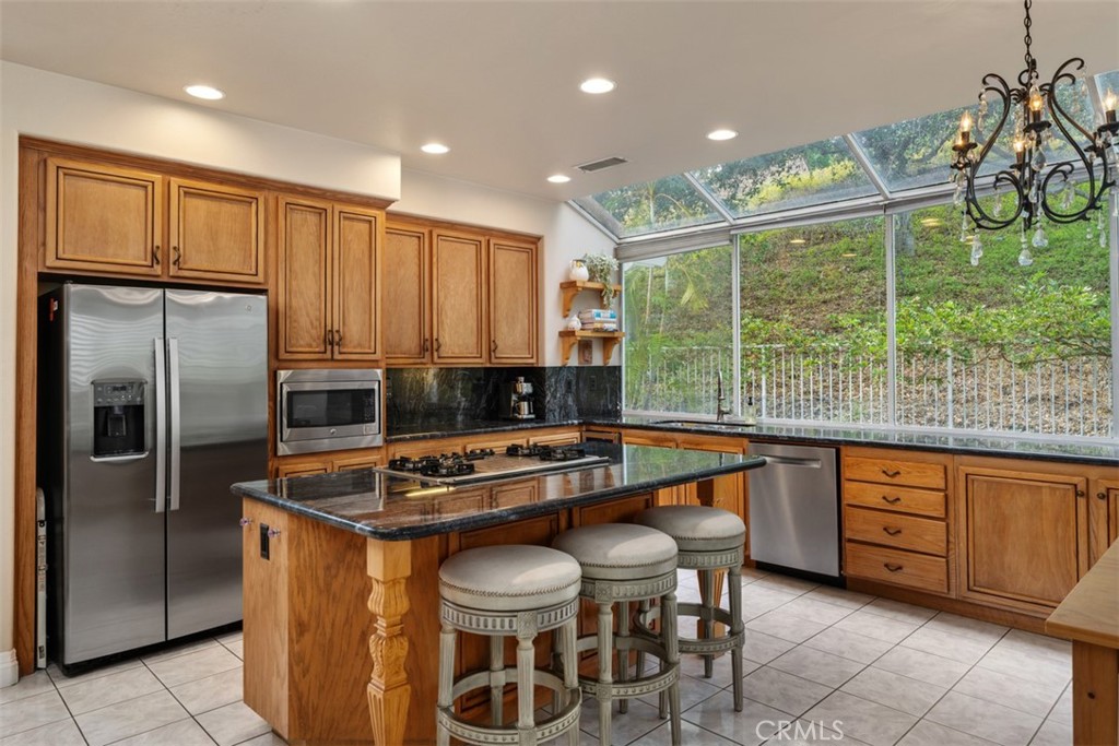 27531 Glenwood Property Photo 18