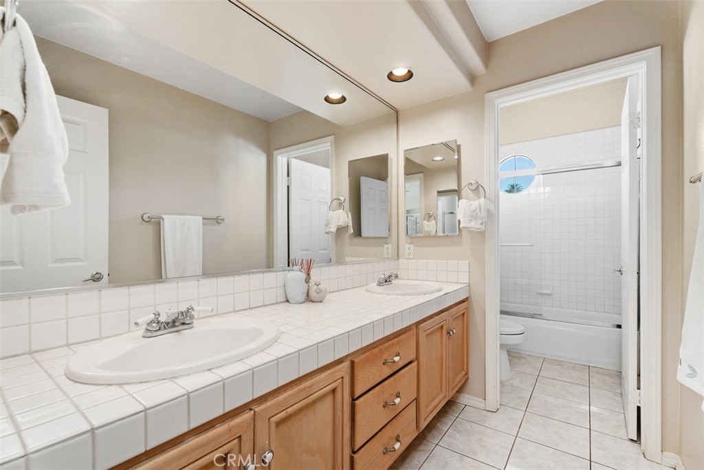 27531 Glenwood Property Photo 33