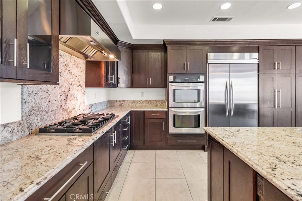 19 Obispo Property Photo 11