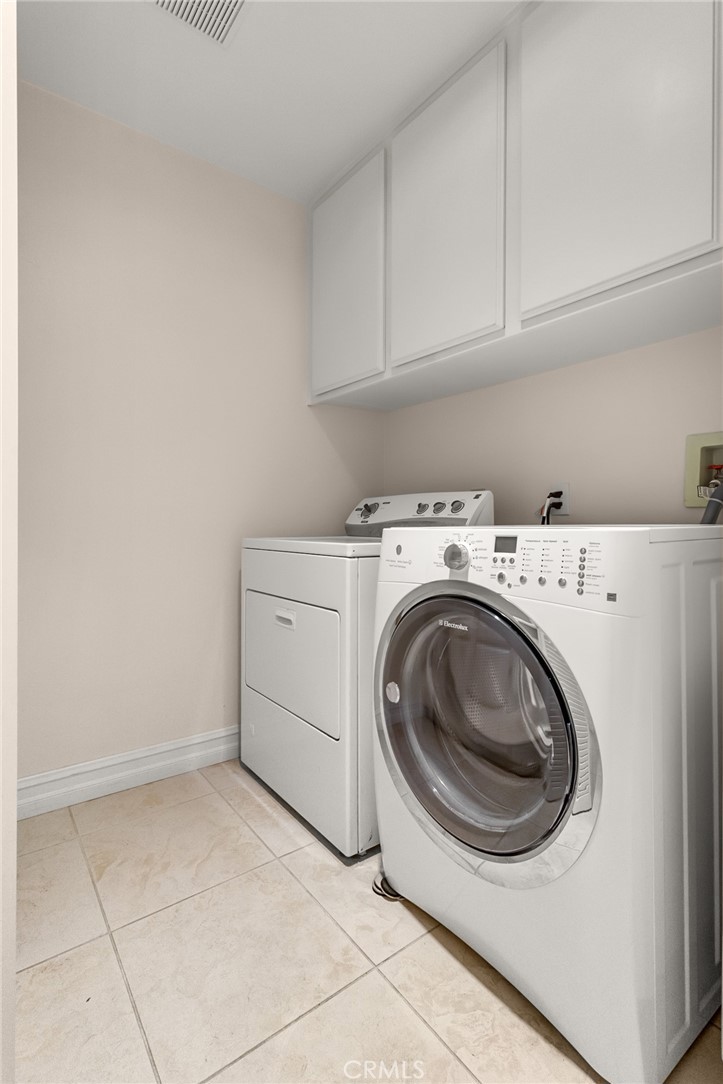 19 Obispo Property Photo 17