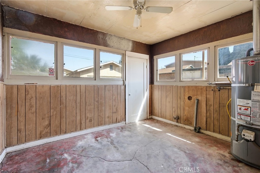 2425 W Occidental Street Property Photo 19