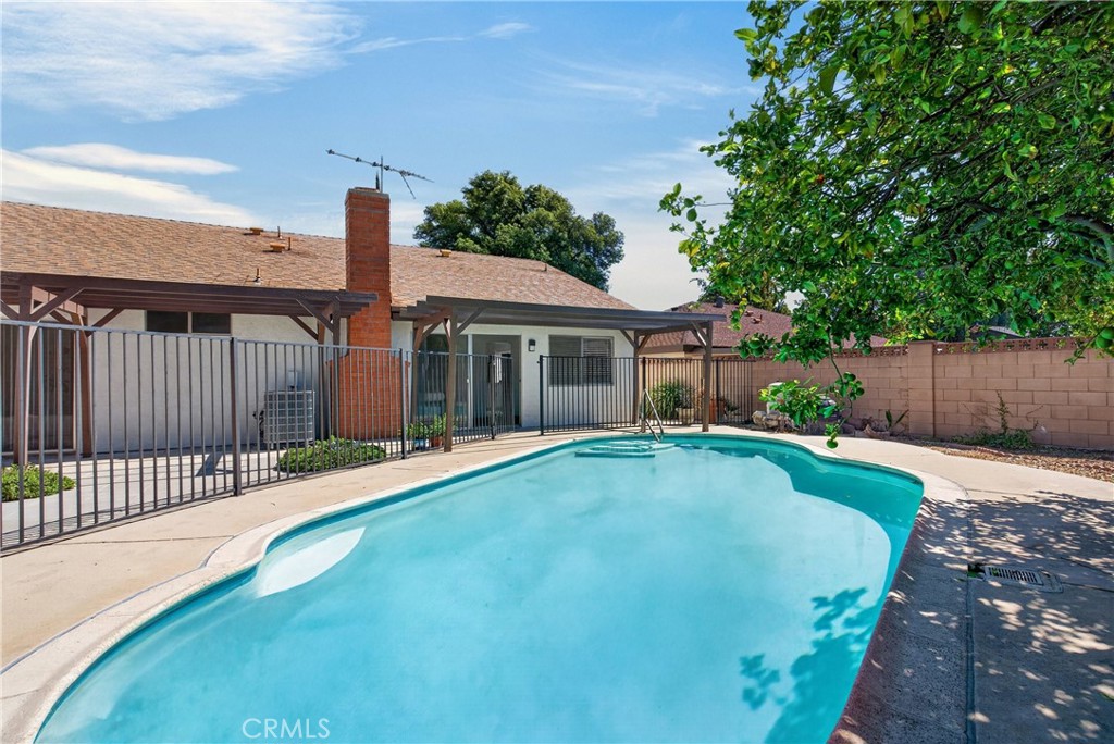 7639 Faust Property Photo 47