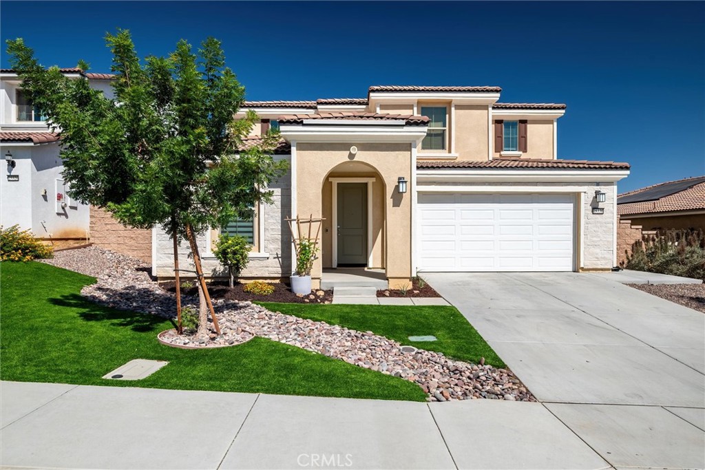25330 Summer Creek Drive Property Photo 2