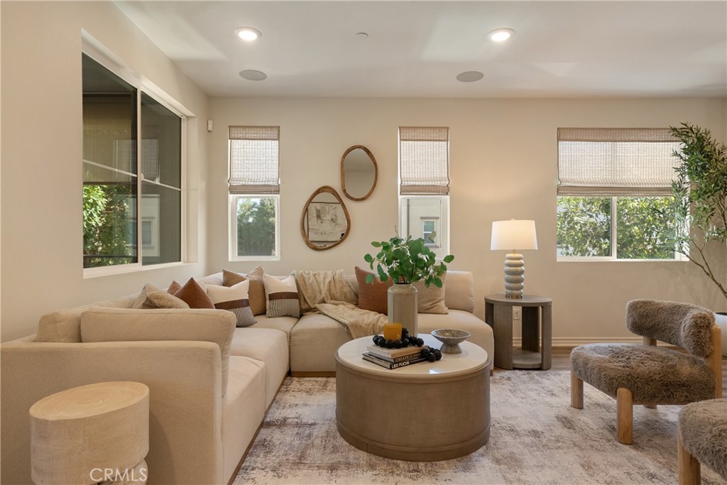 12046 Olive Street Property Photo 5