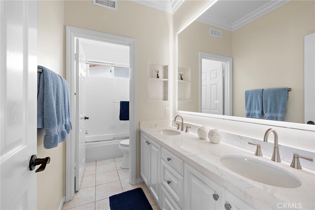6403 Royal Grove Property Photo 48