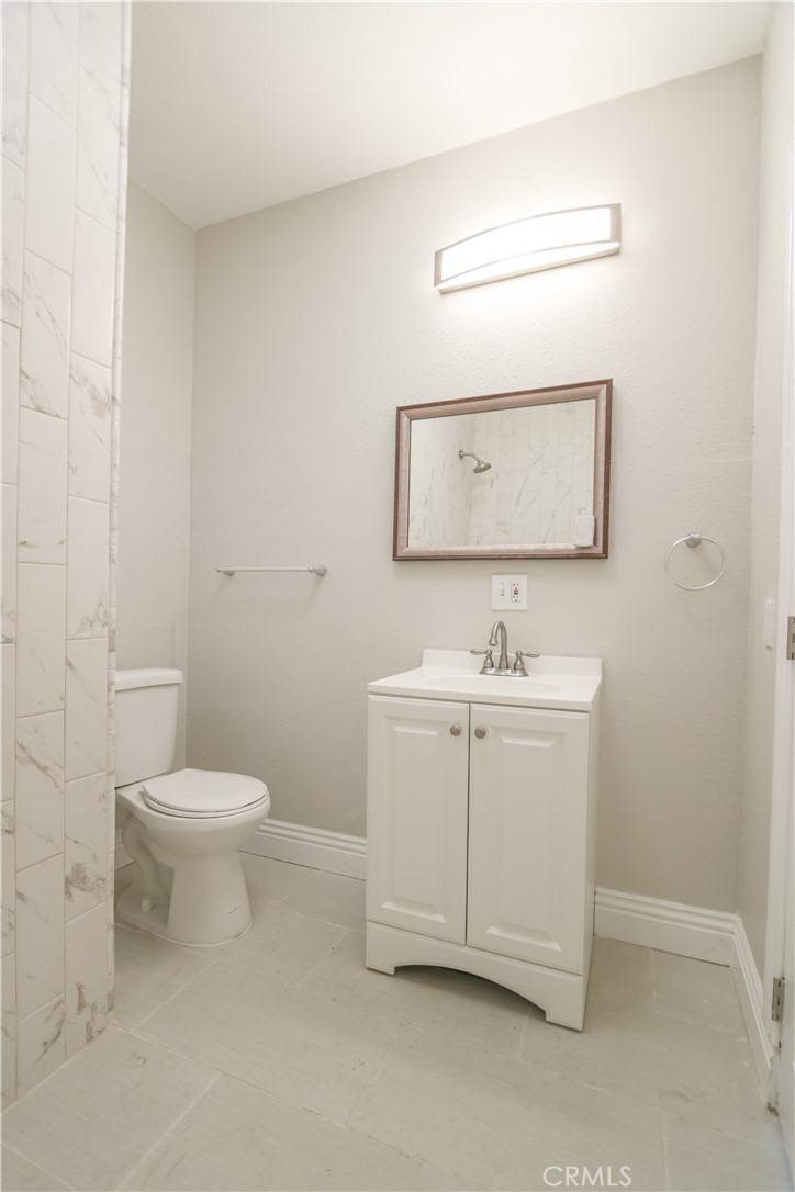 328 W 8th Street Property Photo 15