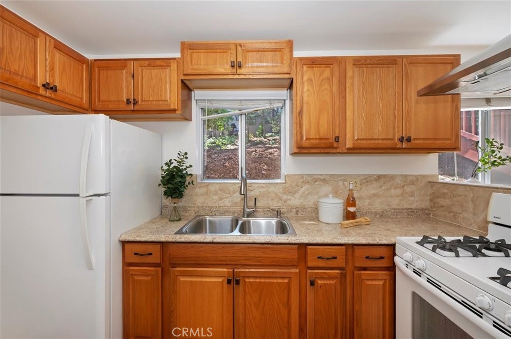 466 S Ca-173 Property Photo 36