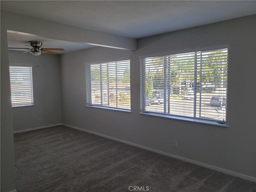 2902 Peppertree Lane Property Photo 6