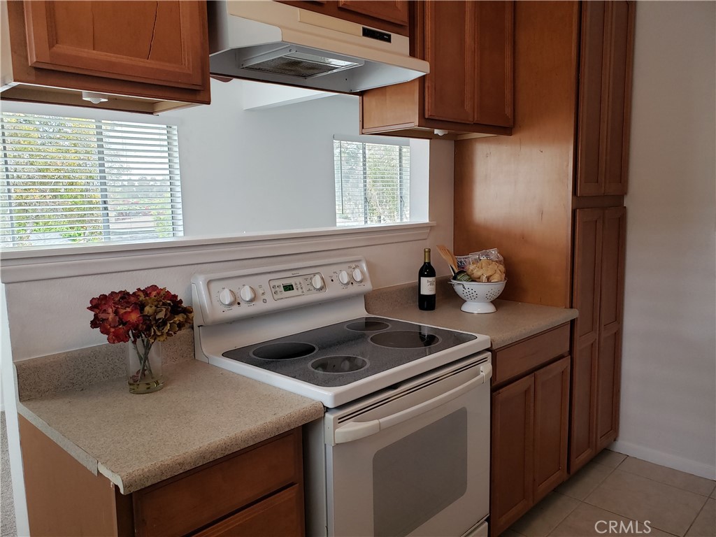 2902 Peppertree Lane Property Photo 11