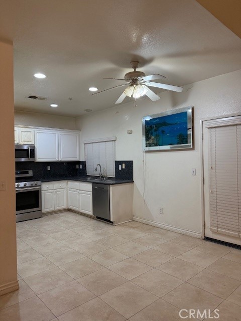 11347 Elwood Avenue Property Photo 6