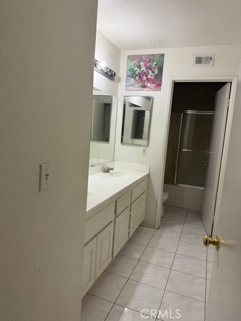 11347 Elwood Avenue Property Photo 9