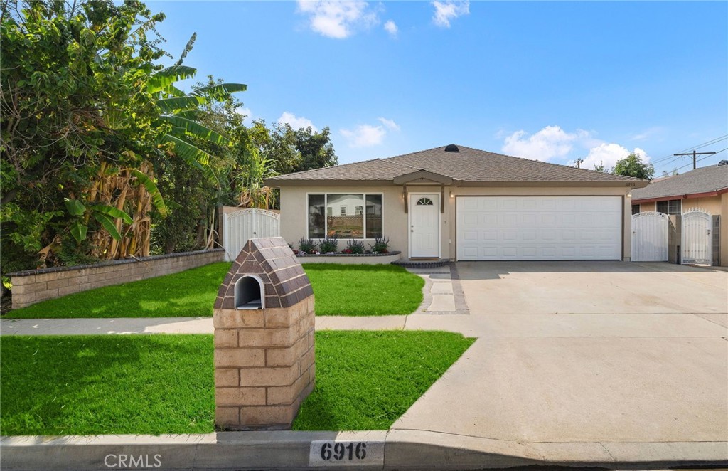 6916 Houston Property Photo 1