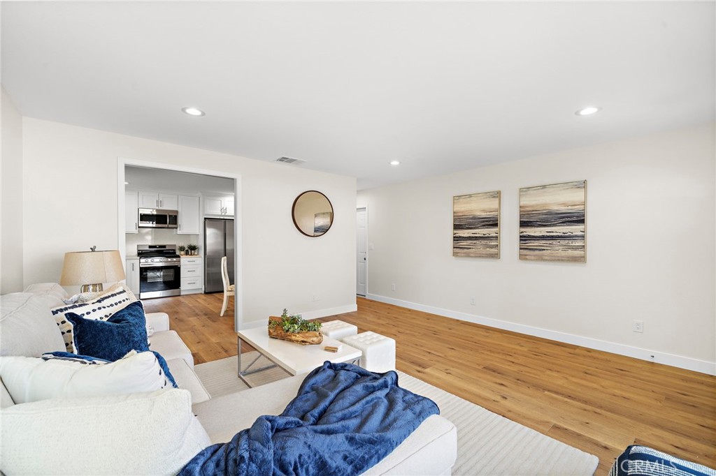 6916 Houston Property Photo 5