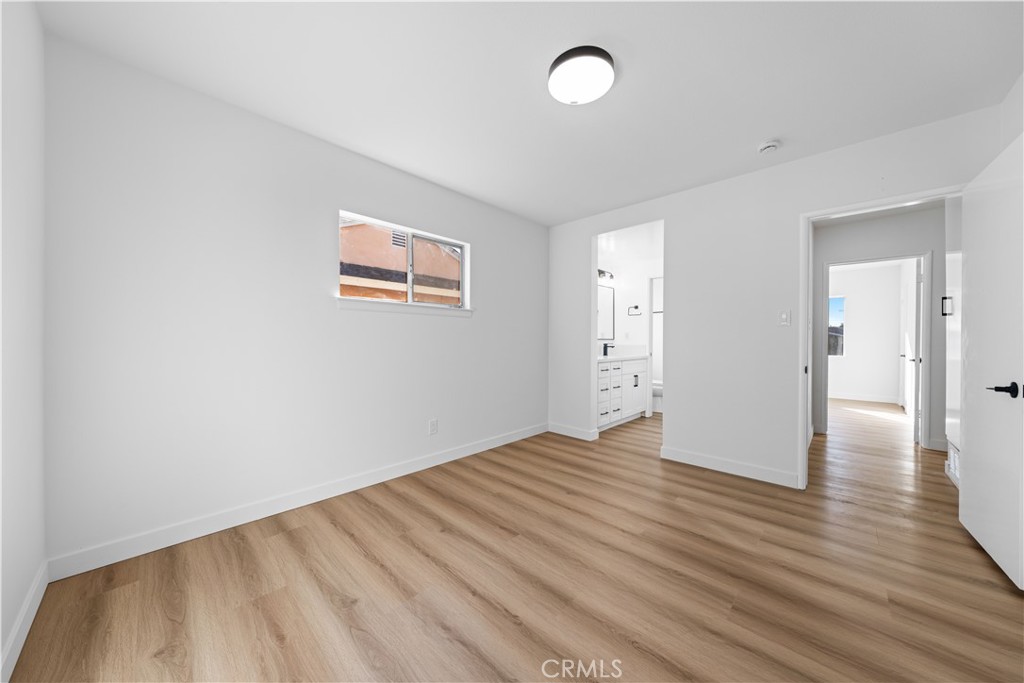 1114 N Acacia Avenue Property Photo 24