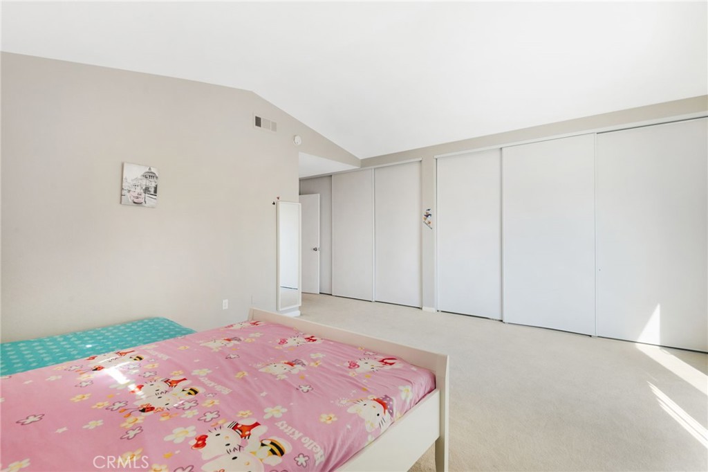 108 Pinetree Court Property Photo 32
