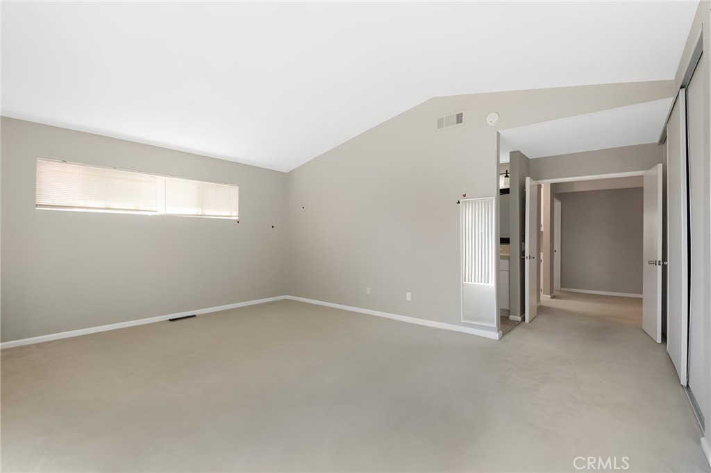 108 Pinetree Court Property Photo 35
