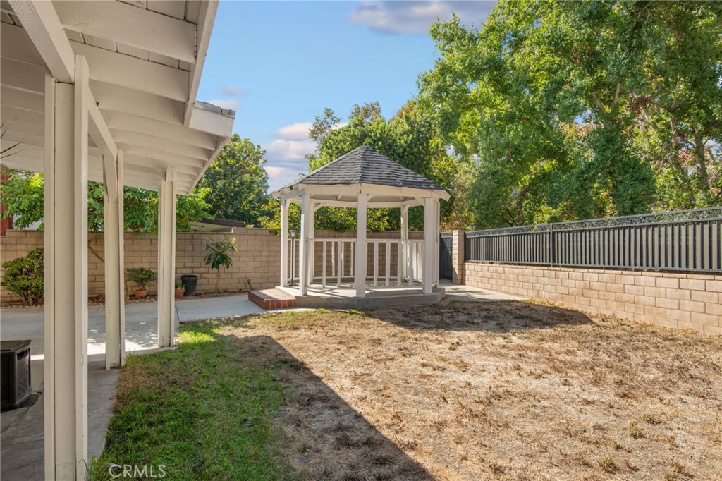 108 Pinetree Court Property Photo 51