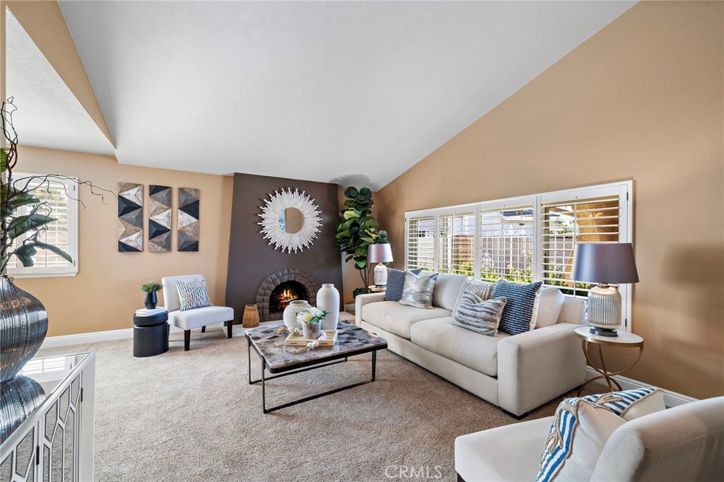 18898 Persimmon Circle Property Photo 3