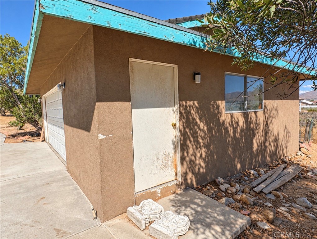 18393 Orange Property Photo 13