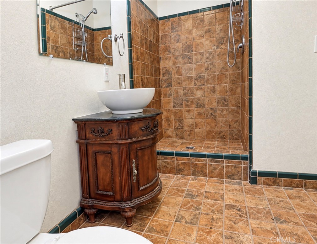18393 Orange Property Photo 43