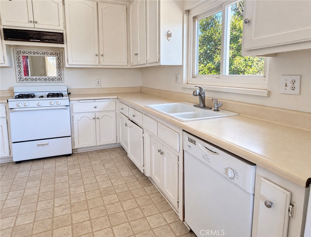 18393 Orange Property Photo 49
