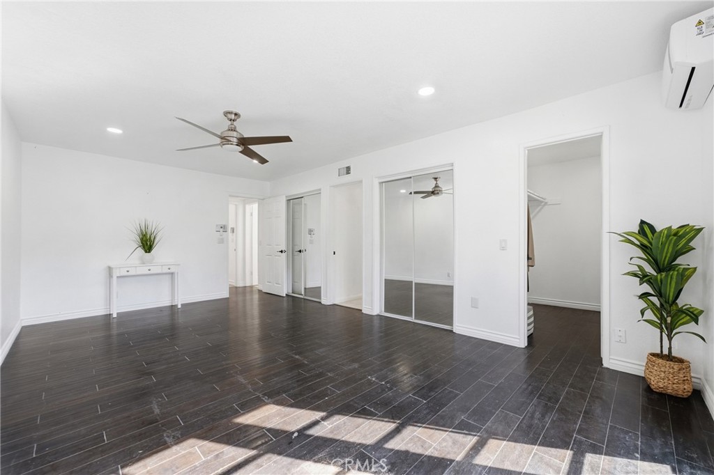 1688 N Shaffer Property Photo 12