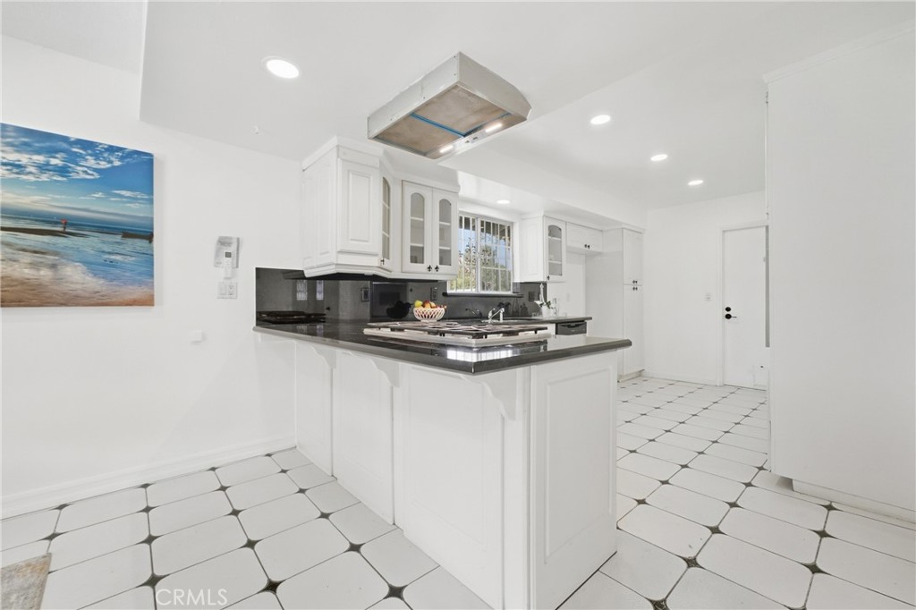 1688 N Shaffer Property Photo 28