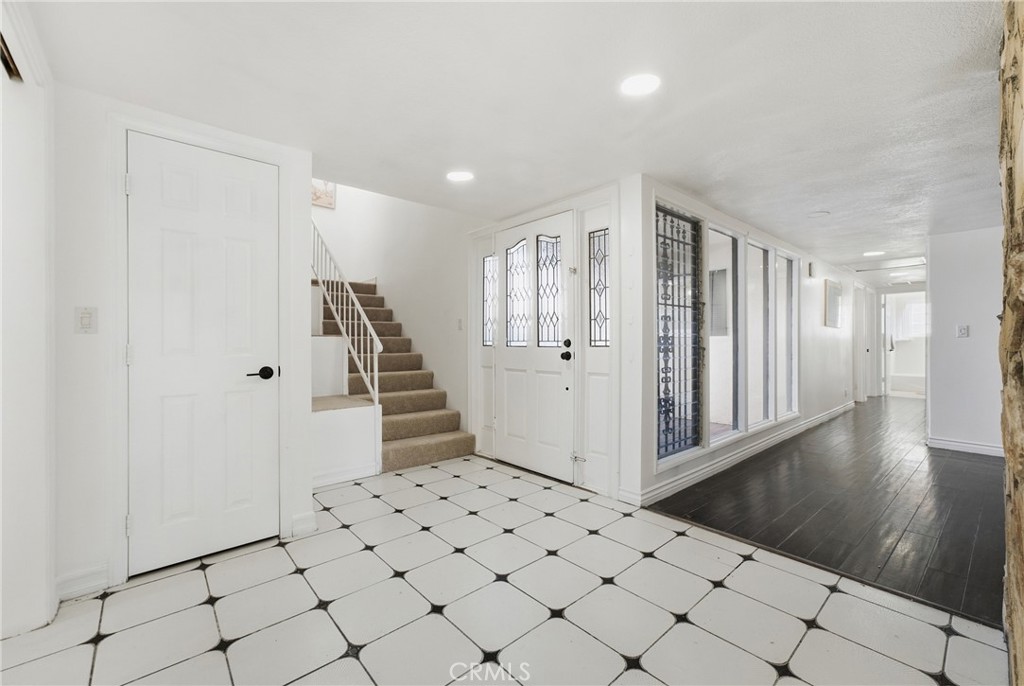 1688 N Shaffer Property Photo 37
