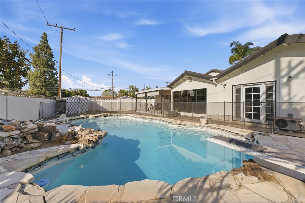 1688 N Shaffer Property Photo 47