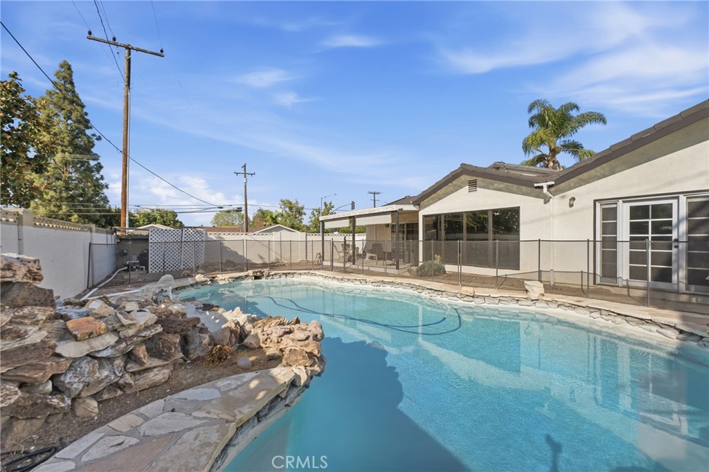 1688 N Shaffer Property Photo 48