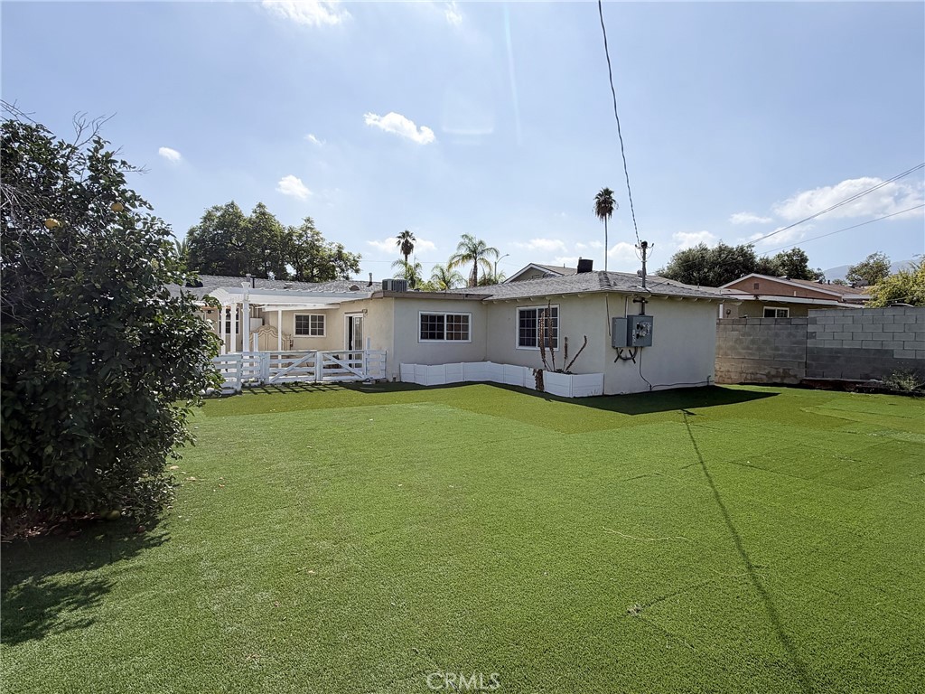 1420 Avenida Del Vista Property Photo 19